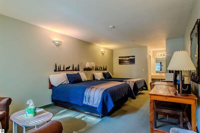 /international/us/5610-shanty-creek-road-bellaire-mi-110109197057/
