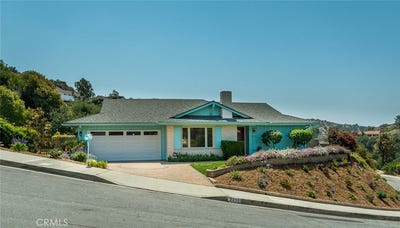 /international/us/2251-el-arbolita-drive-glendale-ca-110101000592/?lang=zh-tw