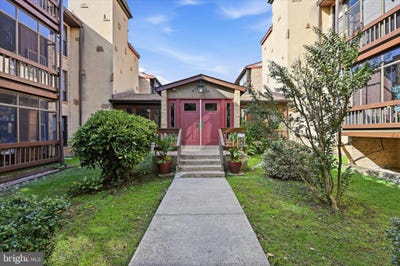 /international/us/3107-heather-court-wilmington-de-110120409702/