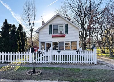 /international/us/324-s-15th-street-niles-mi-110104012148/