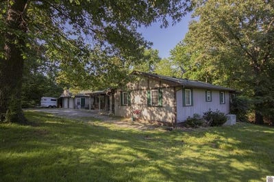 /international/us/72-holt-road-kuttawa-ky-110119297503/