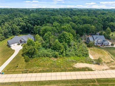 /international/us/1819-winding-willow-drive-valley-city-oh-110101140232/?lang=zh-tw
