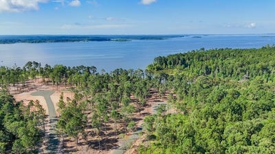 /international/us/324-rayburn-ridge-pineland-tx-110105930832/