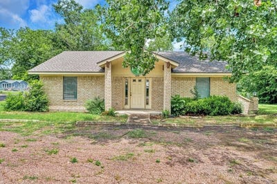 /international/us/1315-w-5th-street-w-clifton-tx-110099961614/