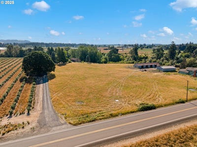 /international/us/highway-47-mcminnville-or-110100845962/
