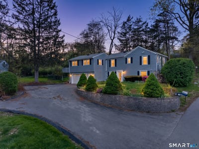 /international/us/114-butlertown-road-waterford-ct-110107873694/
