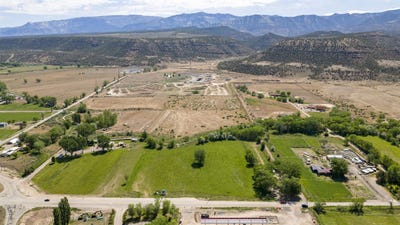 /international/us/2082-45-1-2-road-de-beque-co-110108141458/