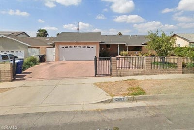 /international/us/12401-glamis-street-pacoima-ca-110119987046/