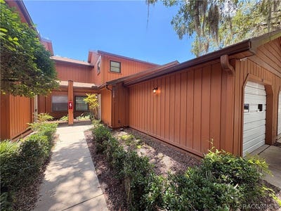 /international/us/2701-ne-10th-street-ocala-fl-110108986212/