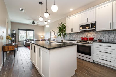/international/us/53-buttles-avenue-columbus-oh-110107387728/