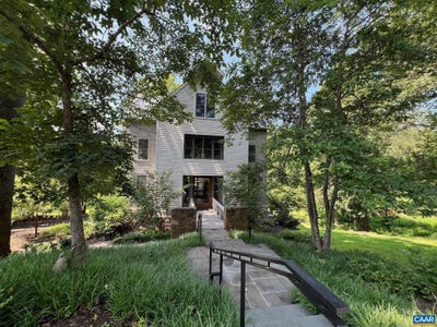 /international/us/1500-london-rd-charlottesville-va-110099142676/