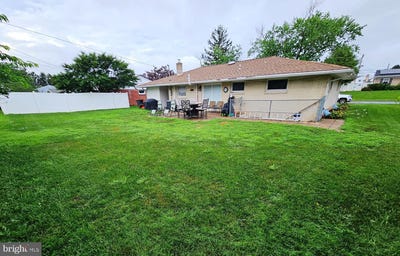 /international/us/108-lancaster-boulevard-mechanicsburg-pa-110101508211/?lang=en