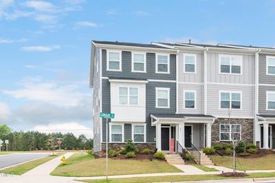 /international/us/601-gimari-drive-wake-forest-nc-110098622675/
