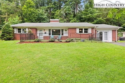/international/us/207-cherrybrook-lane-boone-nc-110101454557/?lang=de