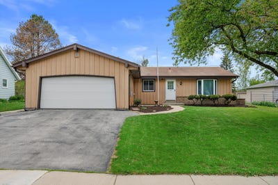 /international/us/1507-mohawk-ln-waukesha-wi-110108059734/