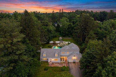 /international/us/6-newton-place-sturbridge-ma-110108997901/