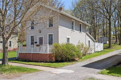 /international/us/58-rochester-street-avon-ny-110107503958/