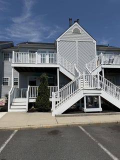 /international/us/312-london-court-egg-harbor-township-nj-110108174239/