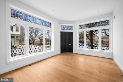 /international/us/1200-bolton-street-baltimore-md-110106671350/