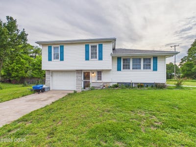 /international/us/102-s-arlington-drive-carl-junction-mo-110108062856/