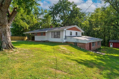 /international/us/112-n-charlton-avenue-boonville-in-110101508059/?lang=en