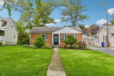 /international/us/836-lyford-lane-wheaton-il-110107821338/