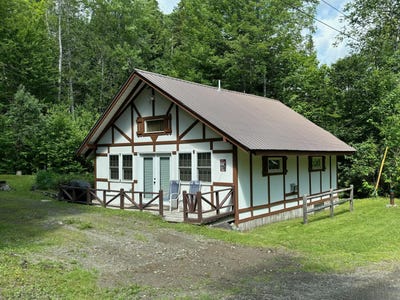 /international/us/17-stoney-brook-road-wyman-twp-me-110097262758/