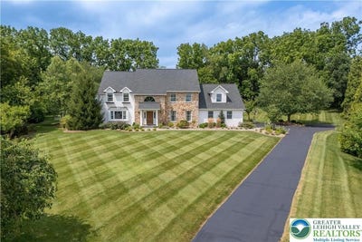 /international/us/1588-surrey-road-lower-saucon-twp-pa-110101304746/