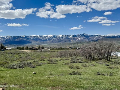 /international/us/1228-e-oakridge-road-park-city-ut-110099389116/