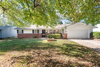 /international/us/2711-s-claremont-avenue-springfield-mo-110120769428/