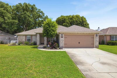 /international/us/7953-lola-cir-navarre-fl-110108684659/