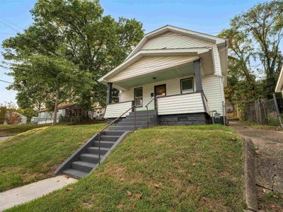 /international/us/137-sycamore-street-huntington-wv-110120416602/