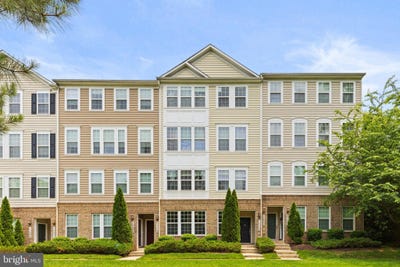 /international/us/14842-mason-creek-circle-woodbridge-va-110100045181/