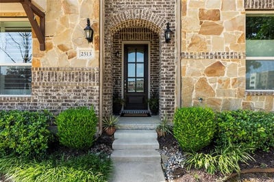 /international/us/2513-gramercy-park-drive-flower-mound-tx-110100869488/