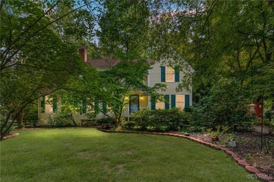 /international/us/8266-tangle-oaks-court-mechanicsville-va-110101069921/