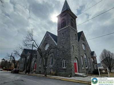 /international/us/429-walnut-street-catasauqua-boro-pa-110109968835/