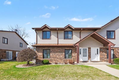 /international/us/16180-apple-lane-tinley-park-il-110106976408/