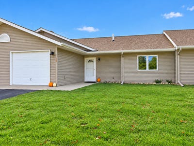 /international/us/970-portland-street-villard-mn-110120421337/