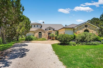 /international/us/831-southriver-rd-wimberley-tx-110108009641/