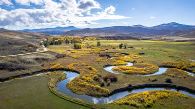/international/us/11388-county-road-101-slater-co-110088425374/
