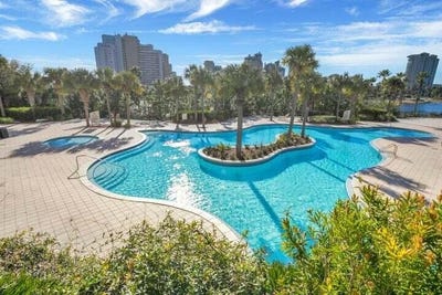 /international/us/5002-s-sandestin-boulevard-miramar-beach-fl-110120508028/
