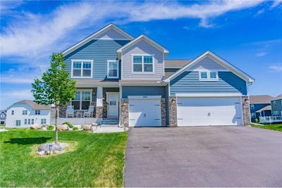 /international/us/1407-ironwood-court-carver-mn-110108340778/