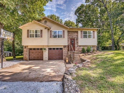 /international/us/4058-valley-road-harrison-ar-110119499685/