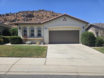 /international/us/9270-stephenson-lane-hemet-ca-110120112638/