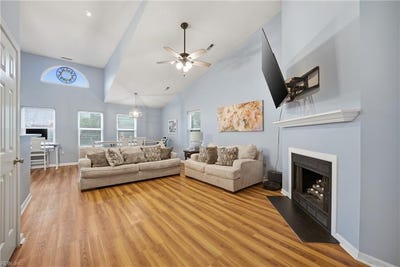 /international/us/207-westover-avenue-norfolk-va-110108013558/