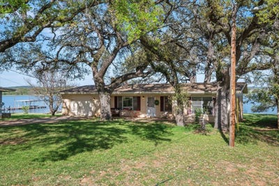 /international/us/210-lake-loop-tow-tx-110108194019/