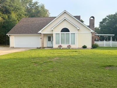/international/us/8007-fishhook-lane-picayune-ms-110106841232/
