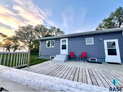 /international/us/48358-234th-st-flandreau-sd-110106721876/