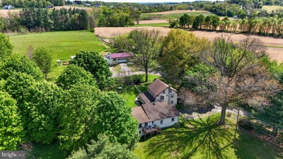/international/us/1599-sanctuary-road-manheim-pa-110108489492/