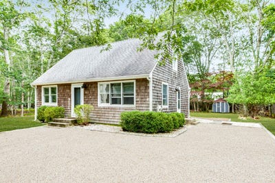 /international/us/3-poplar-street-east-hampton-ny-110100967991/